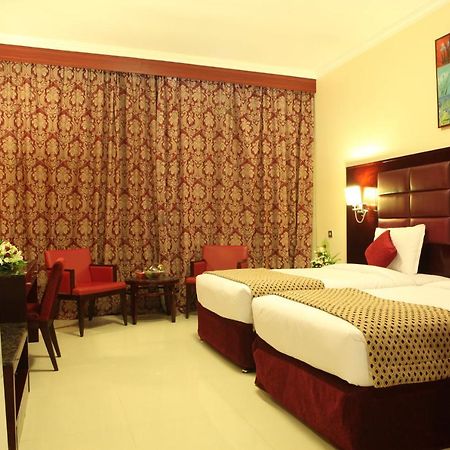 Ramee Rose Hotel Apartments Abu Dhabi Exterior foto