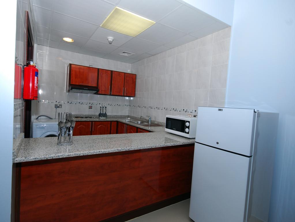 Ramee Rose Hotel Apartments Abu Dhabi Exterior foto